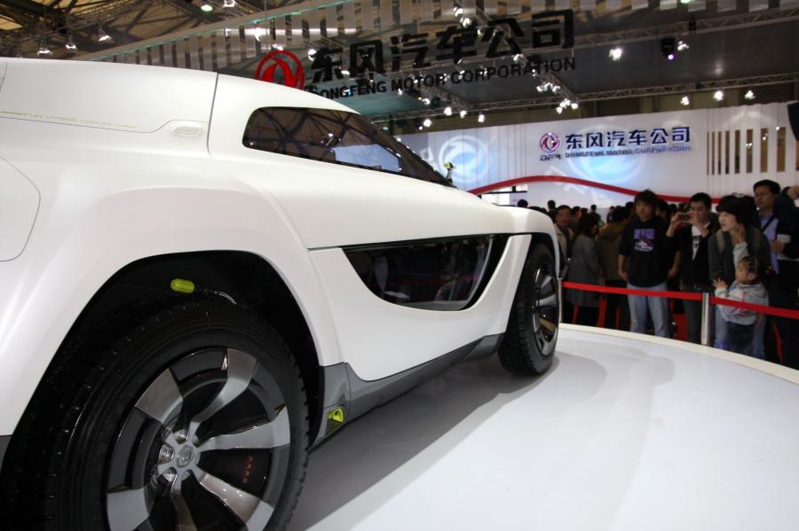  ChangAn E301 Concept 2009 года  (фото 32 из 69)